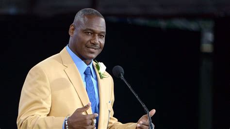 Derrick Brooks Up For College Football Hall Of Fame Espn Tampa Bay