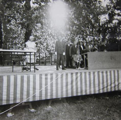 Photo De Classe BEAU SEJOUR VOLTAIRE De 1962 ECOLE VOLTAIRE