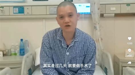 36歲男歌手傅松驚傳口腔癌病逝！手術切掉左臉「又長腫塊」3度復發 Ettoday星光雲 Ettoday新聞雲