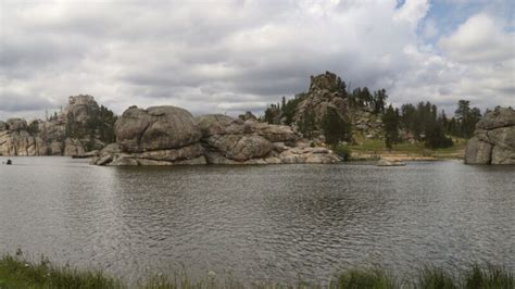 Discover The 15 Most Spellbinding Lakes In South Dakota