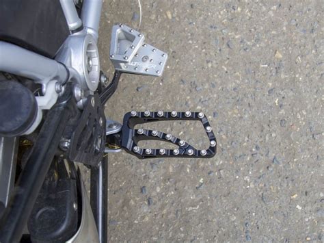 Adventure Ii Foot Pegs For The Bmw R Gs R Gs Altrider