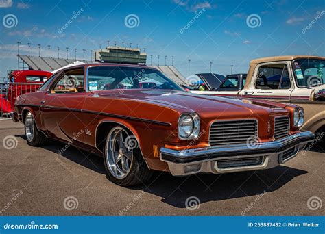 1974 Oldsmobile Cutlass Salon 2 Door Sedan Editorial Photography Image Of Illustrative Engine