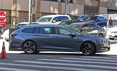 2018 Opel Insignia Country Tourer Rendered Autoevolution