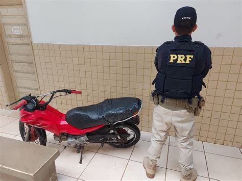 PRF recupera motocicleta roubada em Altamira PA Polícia Rodoviária