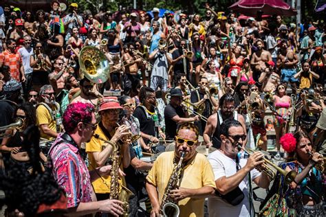 58 dos brasileiros pretendem gastar até R 1 mil durante o carnaval