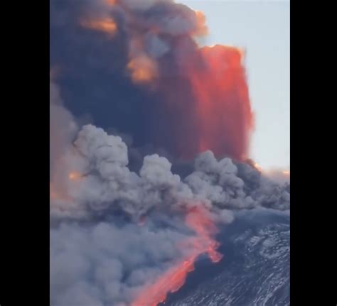 La Jornada Entra en erupción el monte Etna el volcán más activo de