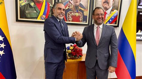 Nuevo Canciller De Venezuela Se Reuni Con El Embajador De Colombia