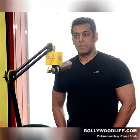 Salman Khan Keeps It Casual As He Kicks Off Tubelight Promotions With