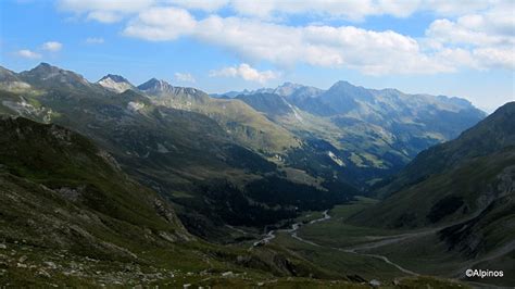 Beim Abstieg ins schöne Calfreisen Tal Fotos hikr org