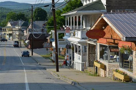 These Towns In New York S Adirondack Mountains Are Nothing Short Of