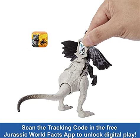 Jurassic World Strike Attack Dinosaur Toy Dilophosaurus With Movable Joints And Single Strike