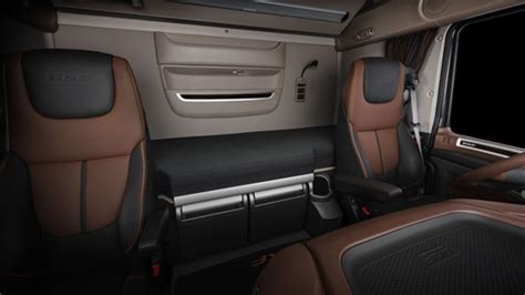 The New CF and XF Interior | DAF Trucks Ukraine