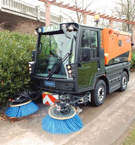 Technical Data Schmidt Compact Sweeper Swingo 200