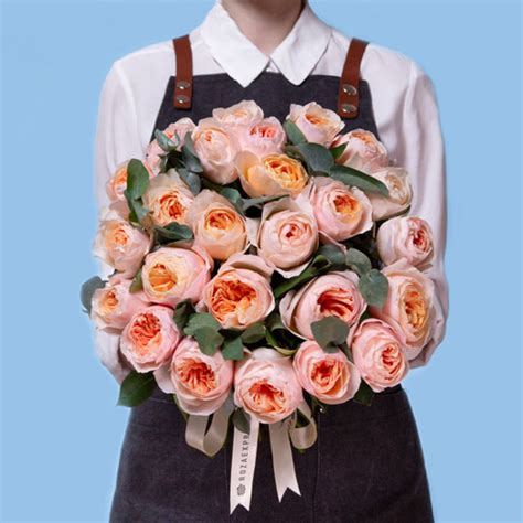 Rozaexpress. Стильные букеты с быстрой доставкой по Москве.