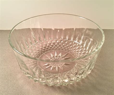 Bowls Vintage Arcoroc France Clear Glass Diamond Starburst Salad Bowls Set Of 4 Dining And Serving