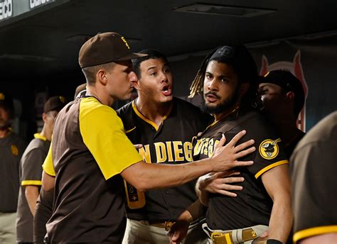 Padres' Manny Machado, Fernando Tatis Jr. scream at each other