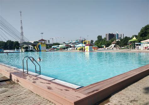 Zile însorite Cu Mare Bălăceală La Magic Place Aqua Park Crângași