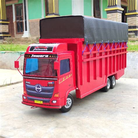 Jual Miniatur Mobilan Truk Hino Tronton Oleng Kayu Besar Jumbo P Cm