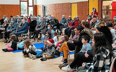 Planco T Un Spectacle De No L Pour Les R Sidents Et Enfants Du