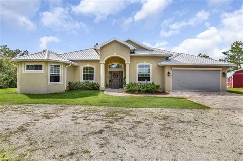 With Swimming Pool - Homes for Sale in Sebring, FL | realtor.com®