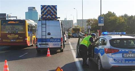 Tragiczne Zderzenie Z Autobusem W Warszawie Nie Yje Jedna Osoba