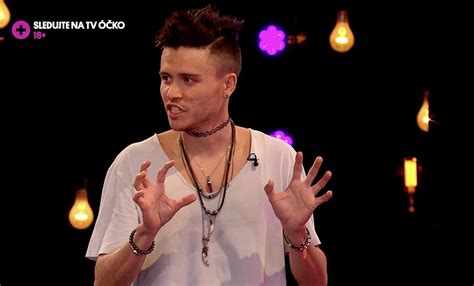 Naked Attraction Brit Nie Jsou Lep Velk Prsa Nebo Mal Prsa Ocko Tv