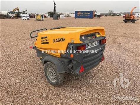 ATLAS COPCO XAS47 MOBILE COMPRESSEUR A AIR 1 ESSIEU D Occasion