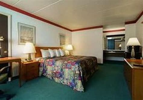 LOYALTY INN MARYVILLE - Prices & Motel Reviews (IL)