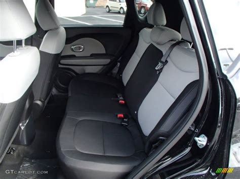 Gray Two-tone Houdstooth Woven Cloth Interior 2014 Kia Soul 1.6 Photo ...