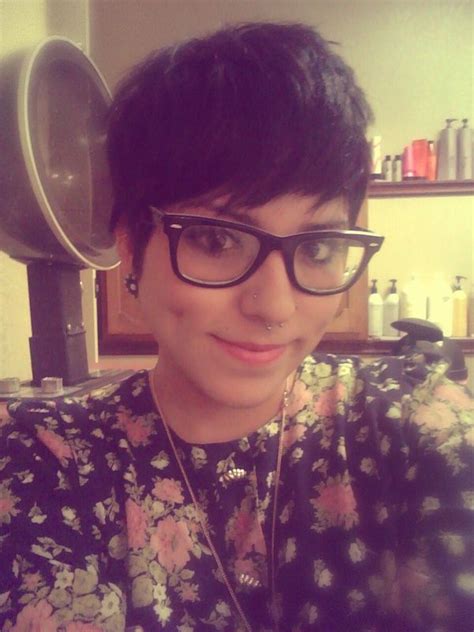 Cute Pixie Cut Glasses And Dimples Haircuts Pinterest Her Style My Hair And Hair Bangs