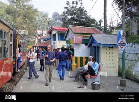 Dharampur Himachal station, Kalka-Shimla Railway, Himachal Pradesh ...