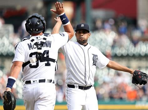 Tigers Notes Nick Castellanos Makes Chris Sale Pay In Eighth For Snub