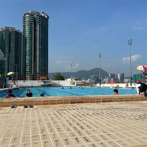 Tai Wan Shan Swimming Pool