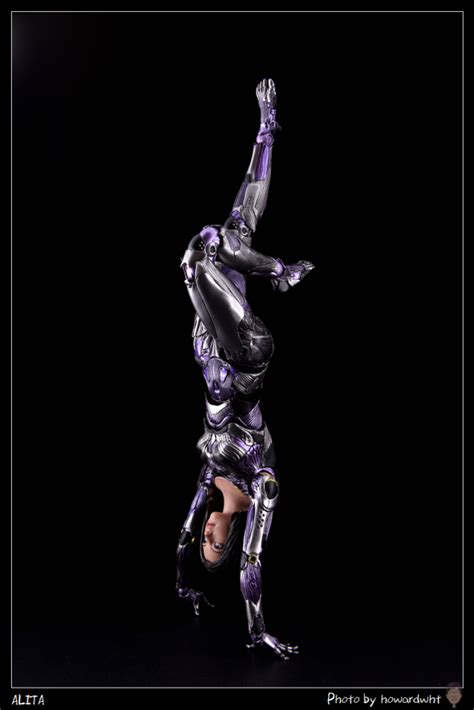 開箱美麗與戰力的並存者 Hot Toys 艾莉塔戰鬥天使