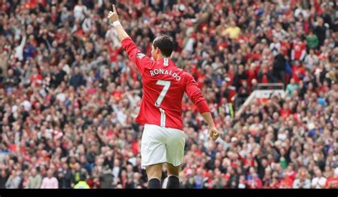 Mengenang Debut Cristiano Ronaldo di Manchester United