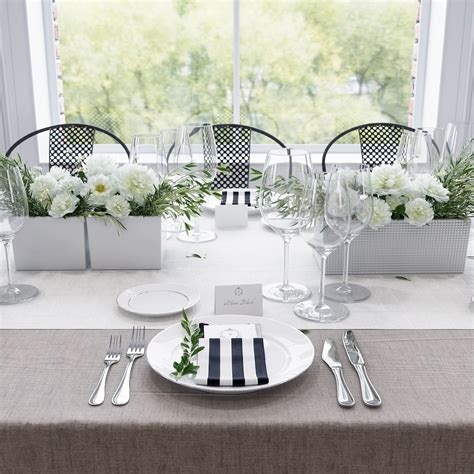 Banquet Table Setting :: Behance