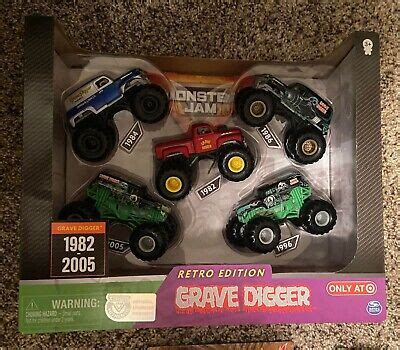 Monster Jam Retro Edition Grave Digger Evolution 5 Trucks 1982 2005