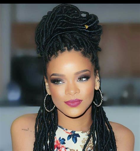 Rihanna Natural Hair Styles Hair Inspiration Curly Hair Styles