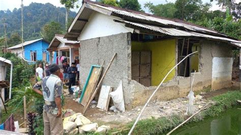 Gempa Bumi Kembali Guncang Kaki Gunung Salak Pengungsi Mulai Rasakan