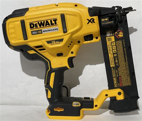 Dewalt Dcn B V Max Xr Gauge Cordless Brad Nailer Tool Only Ebay