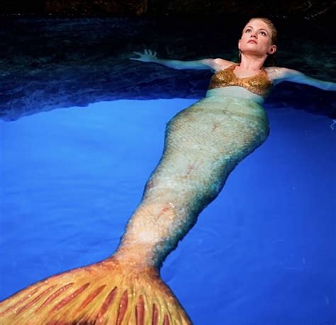 Original H2o Mermaid Actress Returns As Rikki In Mako Mermaids