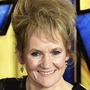 Lorraine Ashbourne - Age, Bio, Family | Famous Birthdays