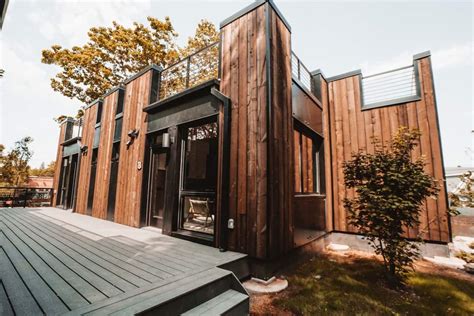 Blockhouse Sustainable Tiny House In Spokane