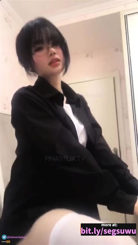 Cutie Asian Teasing Her Pussy