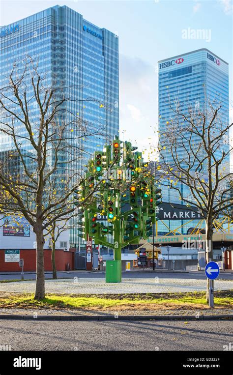 Traffic Light Tree Sculpture By Pierre Vivant At Canary Wharf London