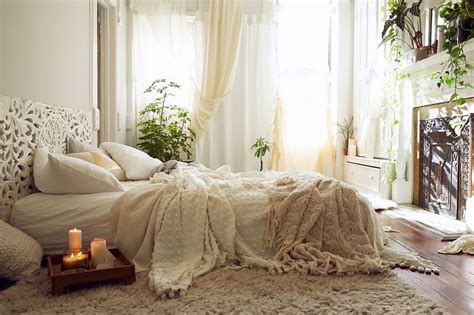 Minimalist Boho Chic Bedroom Bedroom Style Attic Bohemian Lovely