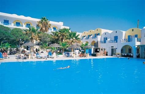 Kamari beach hotel, Hotels in Kamari Santorini Greece