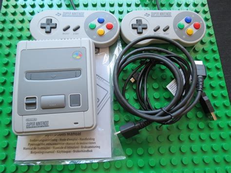 Unboxing Nintendo Classic Mini SNES Retro Games Console