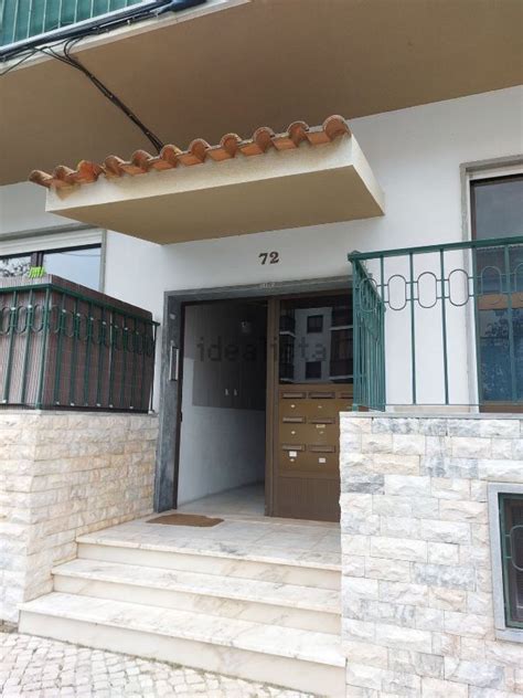 Arrendamento de Apartamento T2 na rua Maçarico Quinta da Bicuda