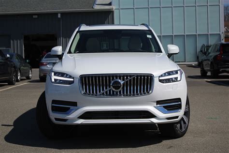 New 2020 Volvo Xc90 Hybrid T8 Inscription Intermediate Luxury Sport Utility Dans Fredericton